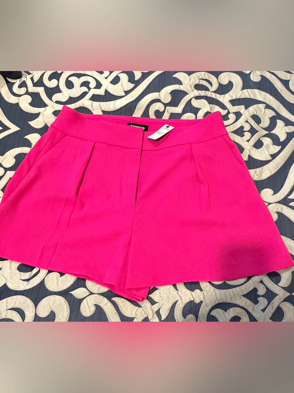 Express Hot Pink Pleated Front Women’s Shorts